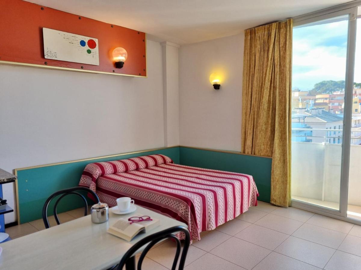 Apartments Lloret Sun リョレート・デ・マル エクステリア 写真